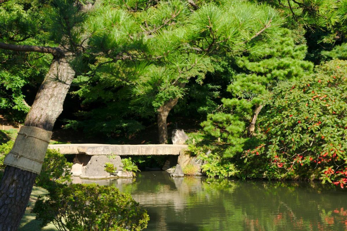 Tora Tokyo-rikugienn 寅ホテル 六義園 C